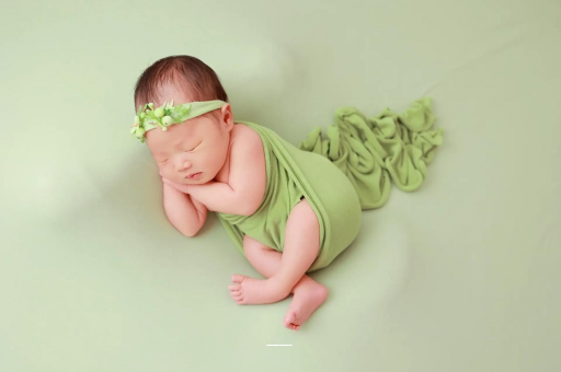 遂宁宝宝拍嗝吐奶